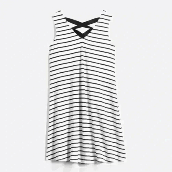 Fortune & Ivy Tie Back Striped Dress from Stitch Fix Size Large - Picture 1 of 6